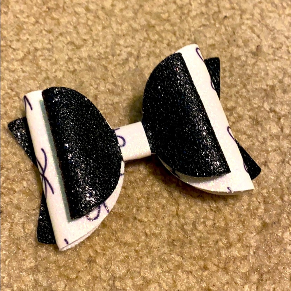 Homemade Bow✨